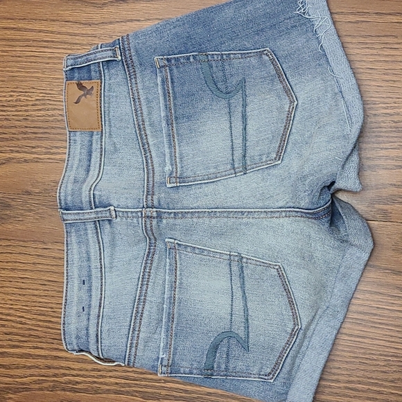 AMERICAN EAGLE JEAN SHORTS - Picture 2 of 5